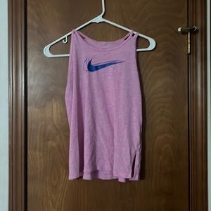 pink nike tank top